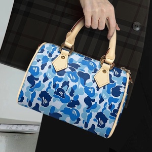 Borsa a Tracolla AK Sakura Camo CHEETAH Personalizzata con Cerniera, Impermeabile, Versatile e Alla Moda, Aggiunge un Tocco Maturo, Ideale per Signore - Product Image 2