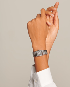 นาฬิกาข้อมือสตรีวินเทจทรงสี่เหลี่ยมผืนผ้า หน้าปัดแสดงวินาทีขนาดเล็ก ตัวเลขโรมัน สายสแตนเลส สตีล ระบบควอตซ์แม่นยำ ยี่ห้อ Longinesing - Product Image 3