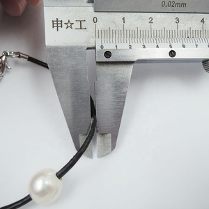 <span class=keywords><strong>Bracciale</strong></span> di <span class=keywords><strong>perle</strong></span> d'acqua dolce 100% natura con cordino in vera pelle. 9-10mm forma di perla ovale, metallo in acciaio inossidabile di alta qualità - Product Image 6