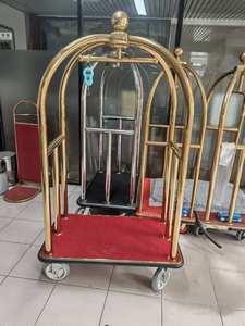 Chariots à Bagages d'Hôtel en Métal Portables et Personnalisés avec Design Moderne, Nouveauté en Acier Inoxydable pour Hall d'Hôtel avec Fonction Amovible - Product Image 3