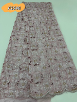 Tissu en dentelle perlée à la main de couleur violette, dentelle brodée soluble dans l'eau avec des perles et des strass pour robe de mariage africaine F1546