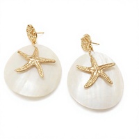 Boucles d'oreilles créoles plaquées or faites à la main avec perles en résine acrylique en forme d'étoile de mer, style bohème romantique ethnique, respectueuses de l'environnement, pour femmes