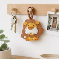 Porte-clés et breloque de sac en cuir de chèvre fait main, style rétro, motif lion de dessin animé, avec applique multicouche et détails cousus, pendentif de voiture à suspendre au rétroviseur