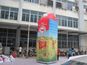 Inflatable Milk Carton for outdoor sale advertising events - Product Image 3