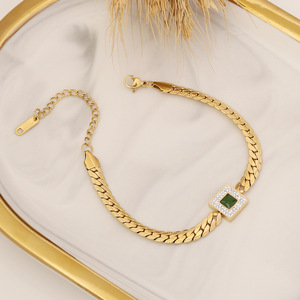 Женский комплект украшений с бриллиантами - Product Image 6