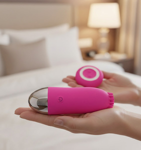 Culotte portable <span class=keywords><strong>Love</strong></span> <span class=keywords><strong>Balls</strong></span> Jouet sexuel adulte rechargeable pour femmes Vibromasseur Silicone Oeufs vibrants sans fil Jouets Sexe Produit adulte - Product Image 1