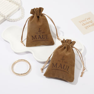 Pochette en velours personnalisée avec cordon <span class=keywords><strong>de</strong></span> serrage pour collier avec logo, sac en velours avec cordon <span class=keywords><strong>de</strong></span> serrage pour emballage <span class=keywords><strong>de</strong></span> bijoux, impression sérigraphique - Product Image 1