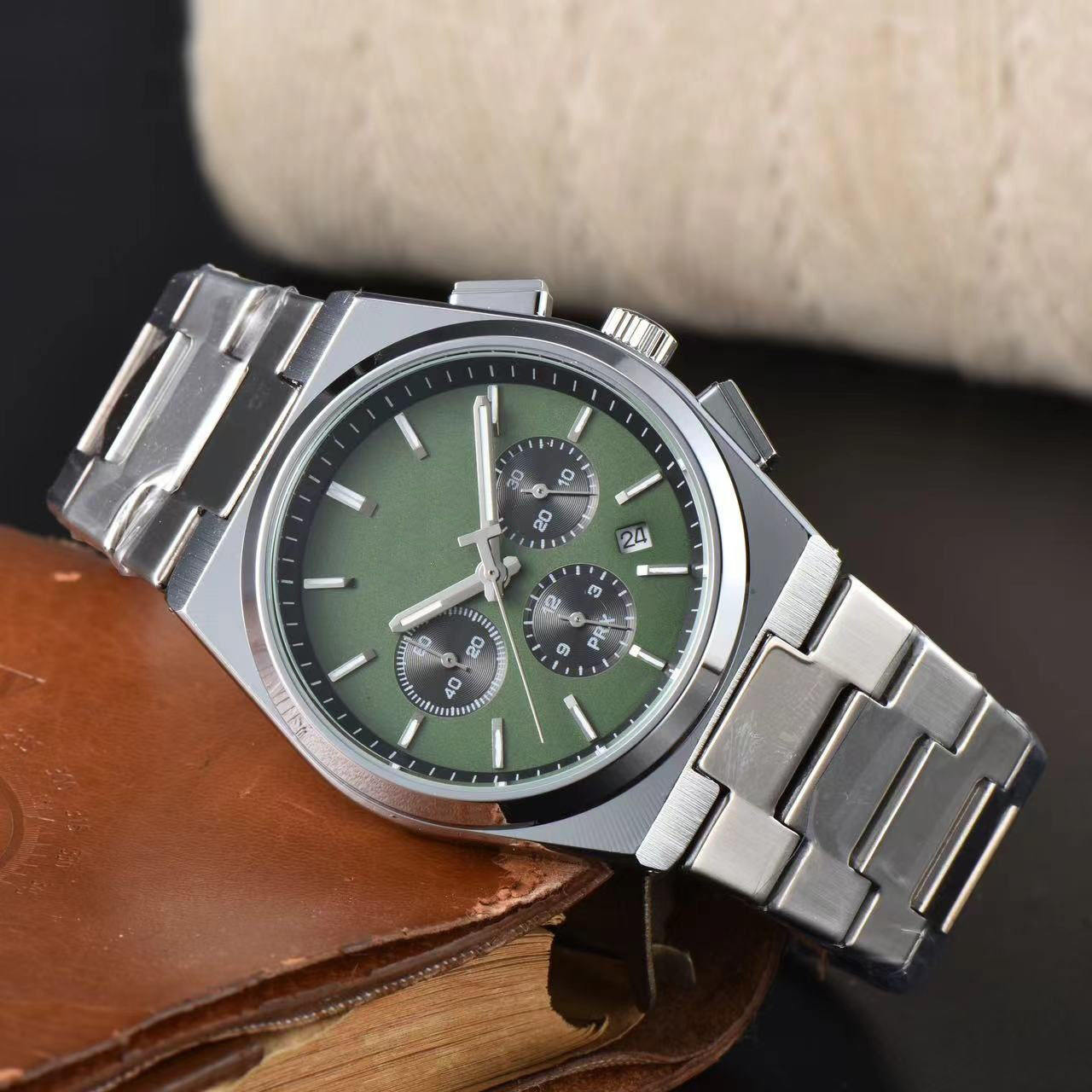 เขียวเงิน