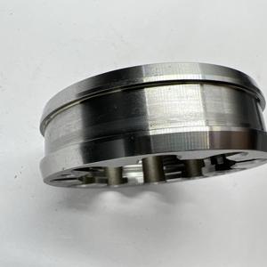 Engranaje Helicoidal Interno de Acero Inoxidable Mecanizado por CNC de Calidad Garantizada para Ensamblaje de Cajas de Engranajes Personalizadas - Product Image 4