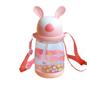 Linda taza con pajita y orejas de conejo para niños, con correa cruzada, taza de gran capacidad para beber en la escuela - Product Image 5