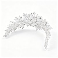 Élégante Tiare de Fée des Forêts en Cristal, Serre-tête Scintillant en Forme de Feuille, Accessoire de Cheveux pour Mariage, Bal de Promo et Concours de Beauté
