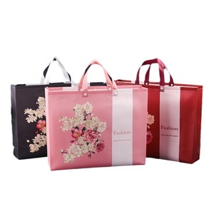 Sacs fourre-tout non tissés tendance, forme carrée, impression de logo personnalisable, sacs pour vêtements, écologiques, utilisation promotionnelle - Product Image 4