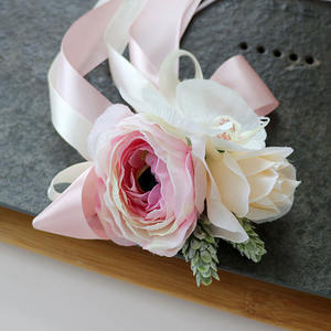 2024 venta al por mayor <span class=keywords><strong>de</strong></span> alta calidad blanco rosa rojo seda Faux Peony <span class=keywords><strong>flores</strong></span> <span class=keywords><strong>guirnalda</strong></span> boda coche decoración artificial Rosa coche flor - Product Image 6