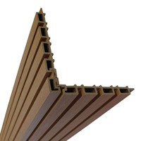 Revêtement extérieur pour maisons préfabriquées, bardage mural WPC, panneau composite bois-plastique 3D à grain de bois pour mur extérieur