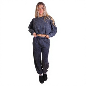 Chándal Oversize de Mujer con Logo Personalizado, Lavado Ácido, de Alta Calidad, 100% Algodón Pesado, Cuello Redondo, Ajuste Holgado, Color Liso - Product Image 1