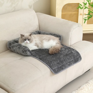 Coussin pour animaux <span class=keywords><strong>de</strong></span> compagnie <span class=keywords><strong>de</strong></span> style canapé à carreaux DO et lit pour chat et chien en forme <span class=keywords><strong>de</strong></span> U, chaud pour l'hiver, antidérapant, nid douillet pour animaux <span class=keywords><strong>de</strong></span> compagnie <span class=keywords><strong>de</strong></span> petite et moyenne taille - Product Image 5