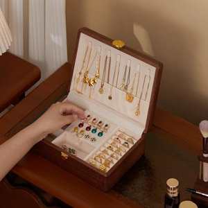 Boîte à bijoux rotative en bois à deux niveaux avec serrure - Grande capacité de rangement pour boucles d'oreilles, bracelets, montres - Product Image 2