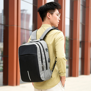 Mochila para Computadora de 20-39L, Diseño Personalizado de Fábrica OEM, Oxford, Portátil, Impermeable, con Cierre de Cremallera y Puerto de Carga USB - Product Image 6