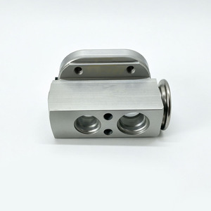 Vanne d'expansion de climatisation 64119289832 pour BMW F20 F21 F30 F31 F35 - Product Image 2