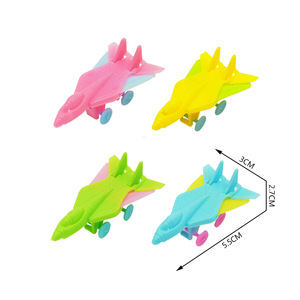 Jouets d'<span class=keywords><strong>avion</strong></span> à réaction à <span class=keywords><strong>prix</strong></span> abordable, promotion en gros, mini-jouets d'<span class=keywords><strong>avion</strong></span> en plastique avec ailes pliables, jouets d'<span class=keywords><strong>avion</strong></span> déformables - Product Image 1