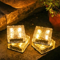 Lumière solaire extérieure étanche de cubes de glace LED lampe à énergie solaire lampe solaire en brique de cristal pour terrasse piscine jardin