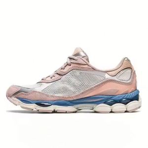 Luxurious Designer Running Shoes High Quality Men's Women's Casual Sneakers Outdoor Sports Running Shoes Walking Style Shoes - Product Image 4