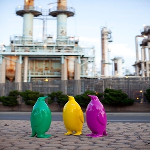 Scultura Gigante Personalizzata di Elefante Bianco Moderno con Tronco Dorato <span class=keywords><strong>e</strong></span> Decorazione a <span class=keywords><strong>Farfalla</strong></span> in Fibra di Vetro Resistente alle Intemperie per Esterni - Product Image 2