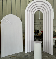 Décoration de scène multi-niveaux pour fête d'anniversaire ou mariage à l'étranger, arche de mariage