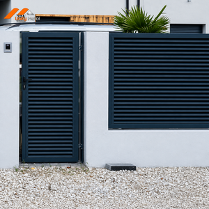Panneaux de clôture modulaires en aluminium coupe-vent avec portails d'accès pour équipements commerciaux de jardin - Product Image 1