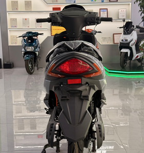 Nouveau design, scooter de haute qualité pour adultes, déplacements en ville, batterie au lithium 60v35ah, freins à disque hydrauliques, autonomie de 60-80 km, Kn-ld2 - Product Image 5