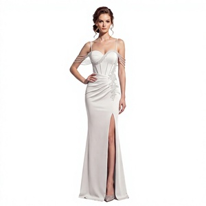 Robe de bal Sharon Said SF257 Rouge Dubaï, sexy, asymétrique, taille naturelle, à sequins, coupe trapèze, motif floral, pour mariage et soirée, respirante - Product Image 4