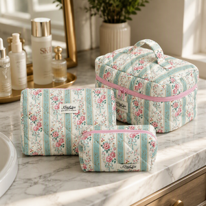 Ensemble de trousses de toilette de voyage universelles, grandes trousses de maquillage, organiseurs de maquillage mignons, pochettes de toilette florales pour sac à main - Product Image 1