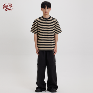 <span class=keywords><strong>T</strong></span>ùy Chỉnh In Nặng 3 Sọc <span class=keywords><strong>T</strong></span> Áo Sơ Mi Phòng <span class=keywords><strong>T</strong></span>ập Thể Dục Của ODM Tinh Khiế<span class=keywords><strong>t</strong></span> Bông 250G Ngắn Tay Áo O Cổ Không Có Thu Nhỏ Cho Thời Trang Dạo Phố - Product Image 1