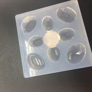 <span class=keywords><strong>Moulage</strong></span> en caoutchouc de <span class=keywords><strong>silicone</strong></span> liquide transparent RTV2 <span class=keywords><strong>pour</strong></span> la fabrication de moules en <span class=keywords><strong>résine</strong></span> de bijoux - Product Image 3