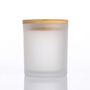 Custom made good Quality Frosted Empty Wide Mouth Glass Candle Jar With Wood Lid For Candle Making