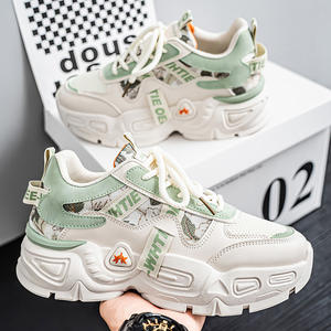 Chaussures décontractées pour hommes à semelle épaisse, rehaussantes, style mocassins, tendance, polyvalentes, résistantes à l'usure, en maille respirante, souples, pour le printemps – Vente en gros - Product Image 1