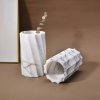 Décorations minimalistes modernes vases en marbre blanc pour tombes grand vase en pierre de table design fait à la main