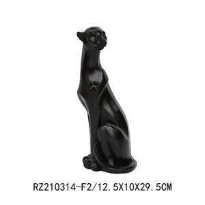 Vente en gros de sculpture de <span class=keywords><strong>panthère</strong></span> <span class=keywords><strong>noire</strong></span> de luxe personnalisée Sculpture de table décorative en résine Statue de léopard Figurine à motif animal - Product Image 2