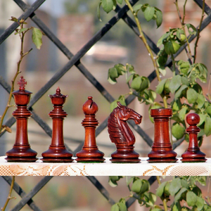 Jeu d'échecs en bois fait main, pièces Roi, Reine, Évêque, Chevalier, Tour, Pion, unisexe, pour jeu de société décoratif - Product Image 1