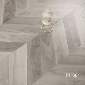 Suelo <span class=keywords><strong>flotante</strong></span> de China 8mm 12mm Ac3 <span class=keywords><strong>Ac4</strong></span> <span class=keywords><strong>Parquet</strong></span> Hdf Mdf Suelo laminado Suelo de madera Fábrica directa - Product Image 5