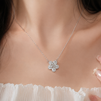 Kalung Perak Sterling S925 Motif Bunga Moissanite Warna D Liontin Elegan Perhiasan Berkualitas Tinggi Hadiah Pesta Harian untuk Wanita