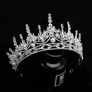 Tiara <span class=keywords><strong>de</strong></span> Princesa con Cristales y Diamantes <span class=keywords><strong>de</strong></span> Imitación Dorados, Corona para Novia, Quinceañera, Boda, Fiesta <span class=keywords><strong>de</strong></span> Graduación, Cumpleaños, Accesorio para el Cabello - Product Image 3