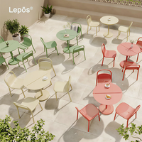 Ensemble de table et chaises d'extérieur en gros, résistant aux intempéries, mobilier de salle à manger d'extérieur, table et chaises en aluminium colorées pour patio, café, bistrot