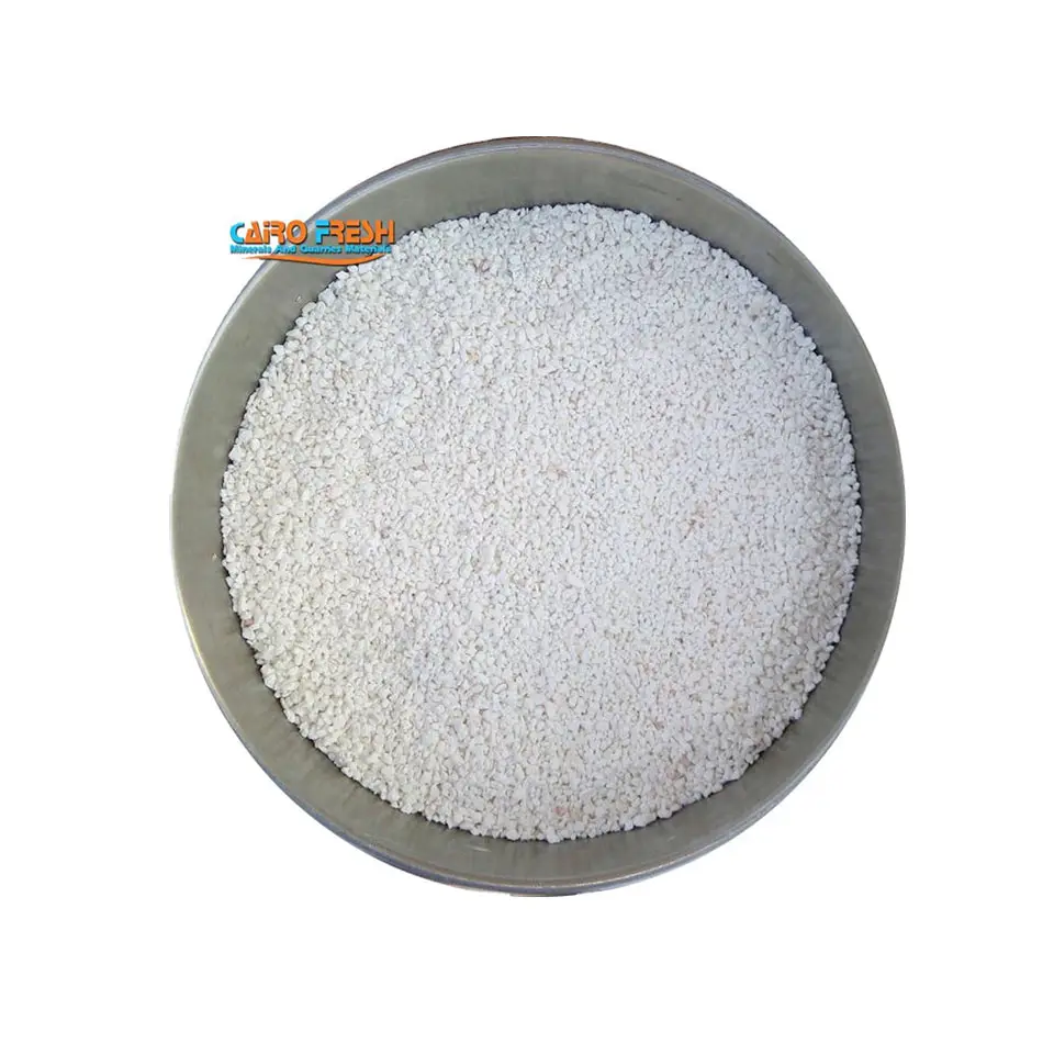Pietra calcarea bianca pietra superiore di alta qualità CACO3 calcare/polvere di calcare per additivi per mangimi per pollame prezzo
