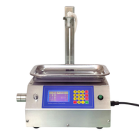 Machine de remplissage semi-automatique UC-6500 avec pompe magnétique pour poudres, bières et cosmétiques en emballages plastiques et en verre