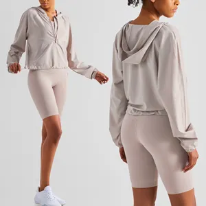 Personalizado verão proteção solar upf 50, camisas de manga longa corta-vento fitness zipper up com capuz mulheres zíper yoga