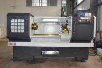 Tour à métaux CNC 3 axes haute précision CK6140A pour travaux lourds