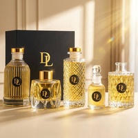 Flacon diffuseur de parfum d'aromathérapie rond en verre transparent de luxe de 50 ml, 100 ml, 200 ml avec gravure givrée pour la maison, les fêtes et l'utilisation en voiture