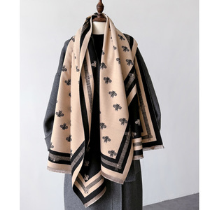 Bufanda con Diseño Personalizado OEM con Patrón de Abejita para Mujer, Pashmina Cálida, Chales Extra Grandes, Estolas Largas, Bufanda Gruesa de Cachemira para Invierno - Product Image 3
