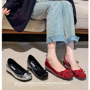 Nouvelles Chaussures de Mariage Plates en Cuir Verni Rouge pour Femme, Style Ballerines avec Nœuds, Semelle Légère Rehaussante, Idéales pour l'Été - Product Image 4